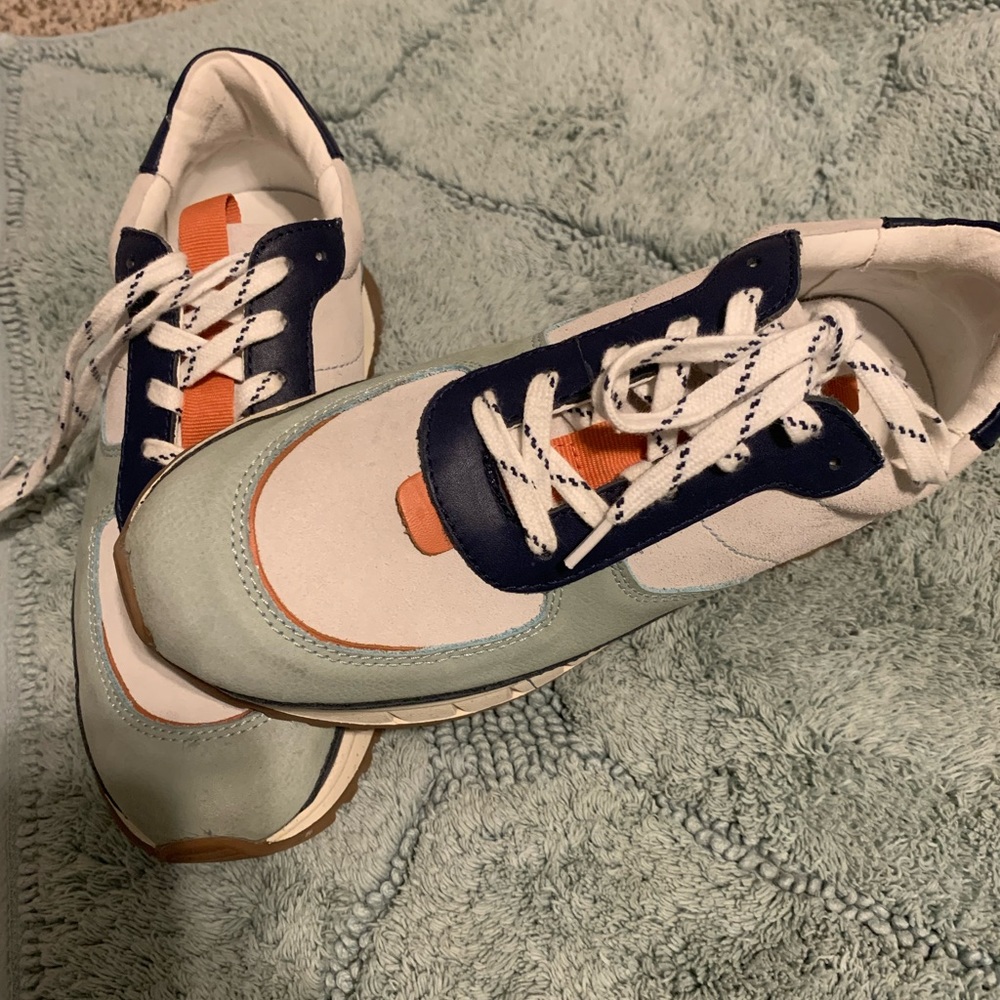 Like new! Madewell kickoff trainer sneakers size 7